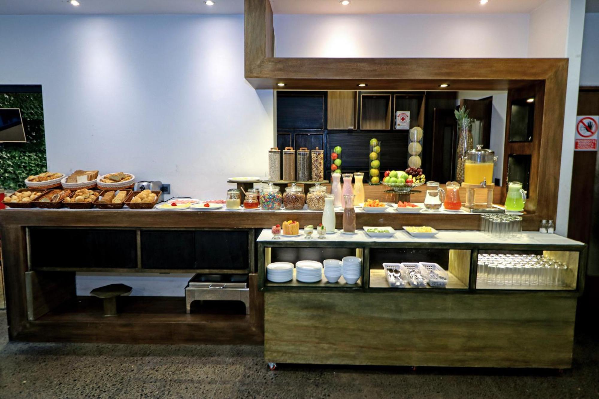 Madero Hotel & Suites لاباز المظهر الخارجي الصورة