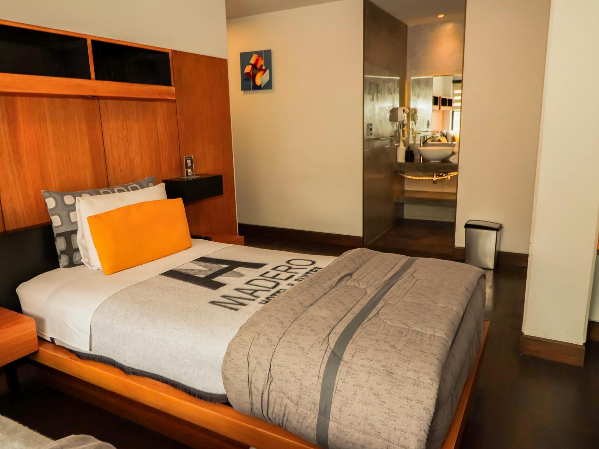 Madero Hotel & Suites لاباز المظهر الخارجي الصورة