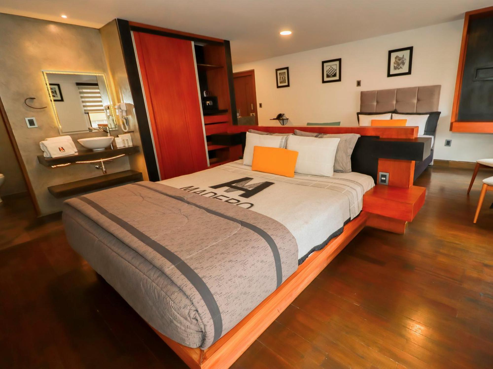 Madero Hotel & Suites لاباز المظهر الخارجي الصورة