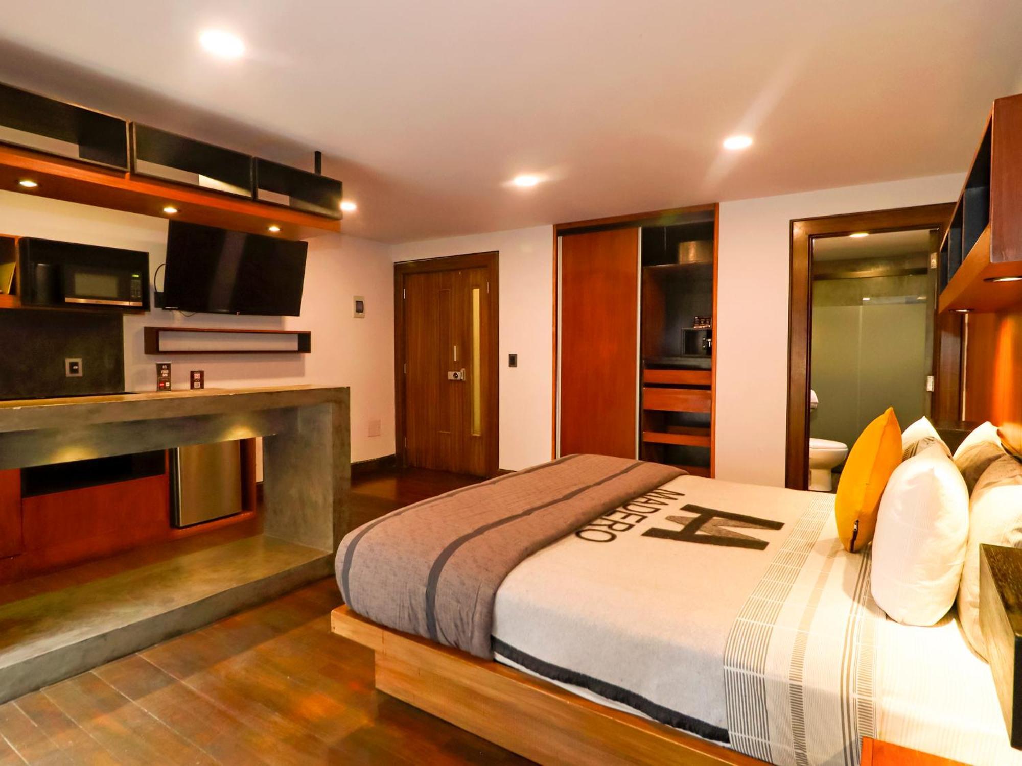 Madero Hotel & Suites لاباز المظهر الخارجي الصورة